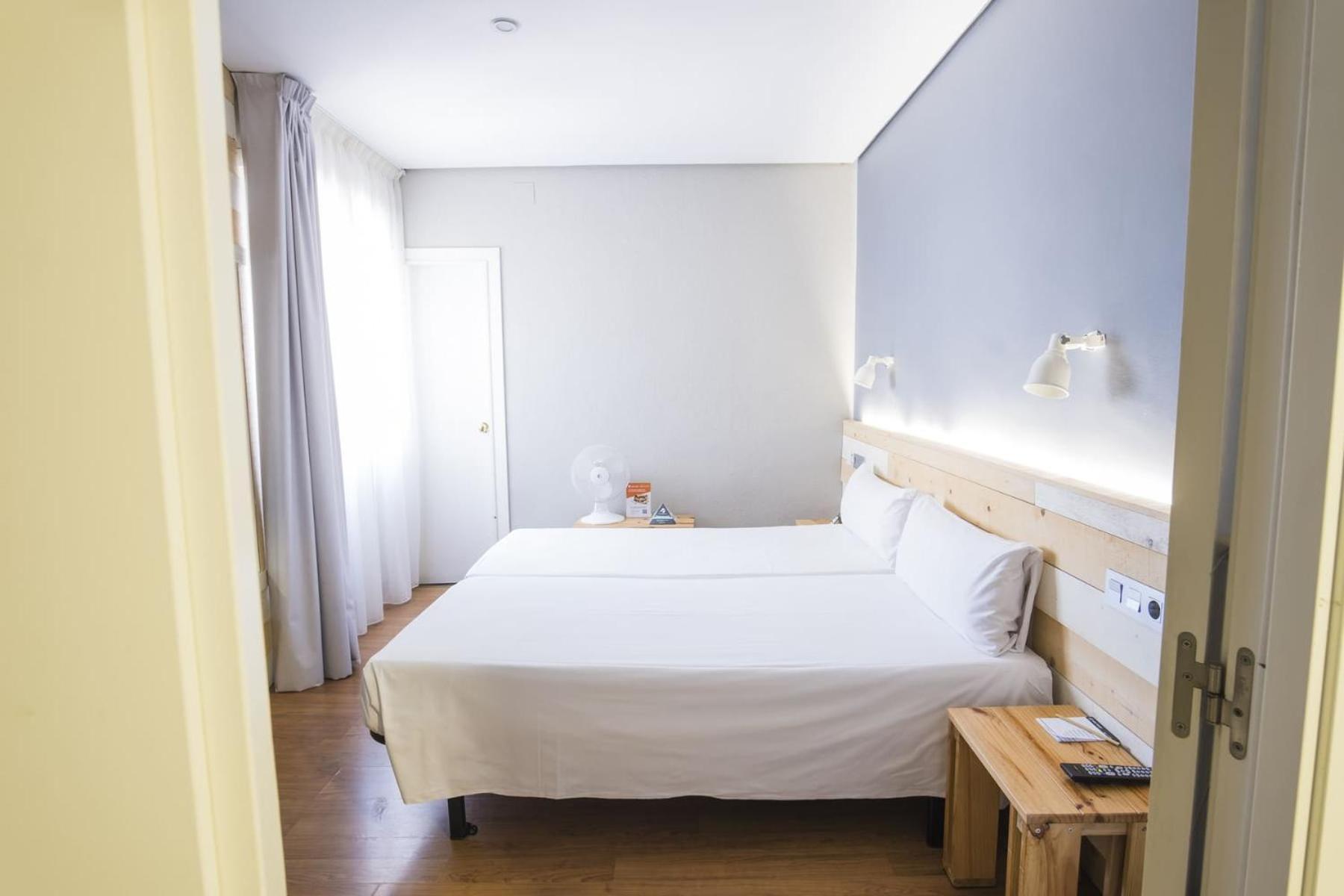 Hotel Alda Centro Понферрада Екстер'єр фото