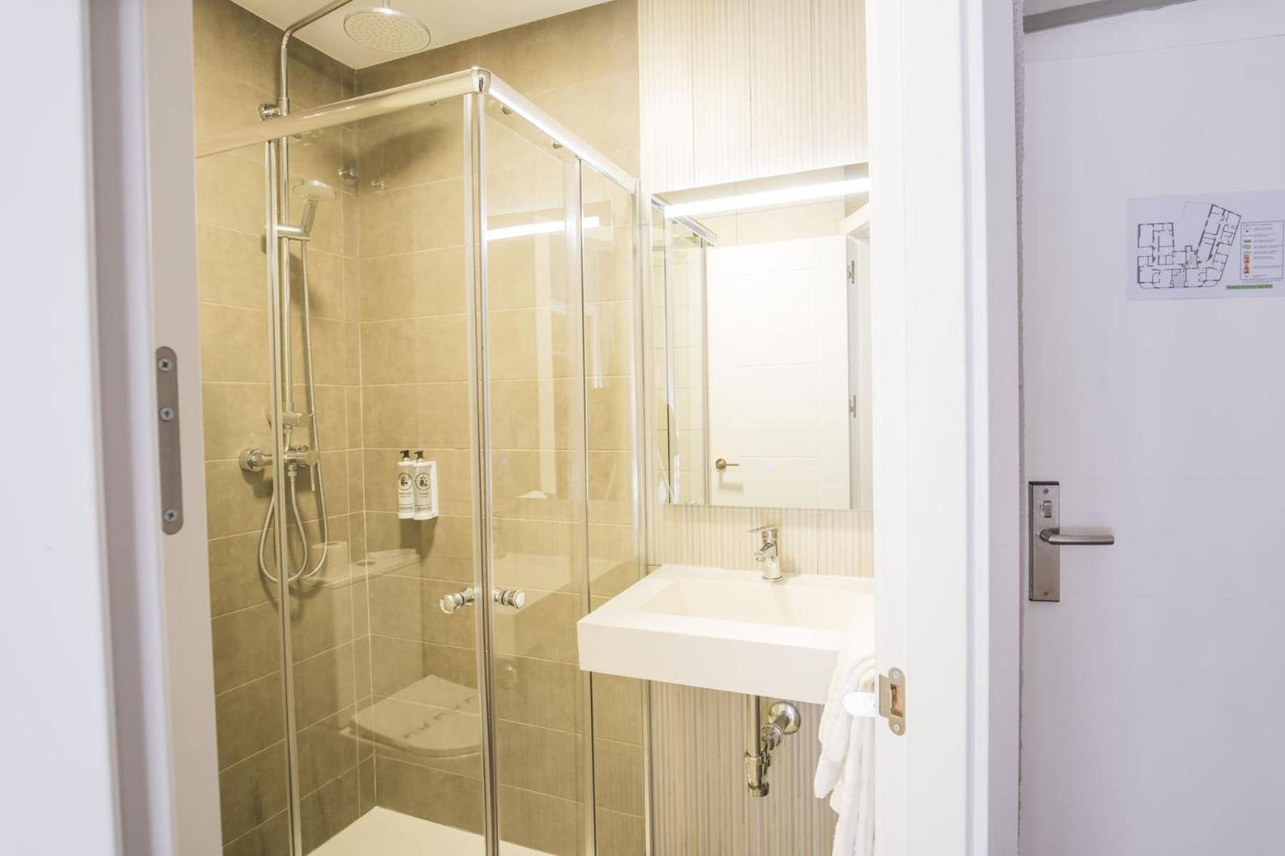 Hotel Alda Centro Понферрада Екстер'єр фото
