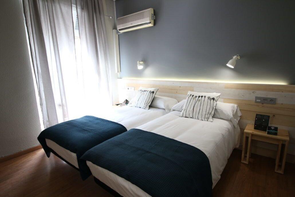 Hotel Alda Centro Понферрада Екстер'єр фото